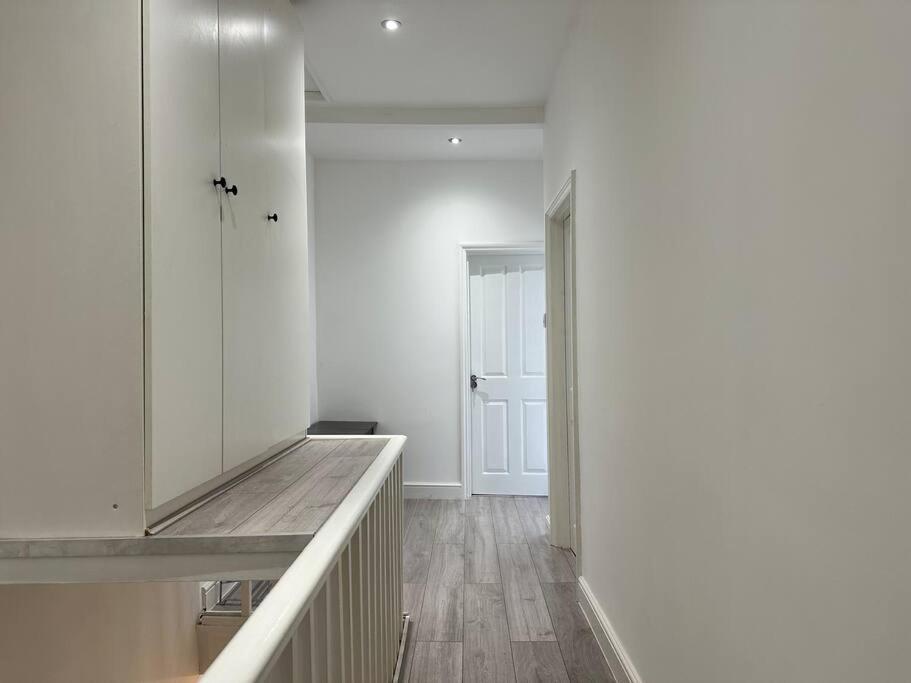 Апартаменти 3 Bed Hackney/Harringay Flat Лондон Екстер'єр фото
