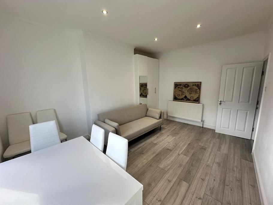 Апартаменти 3 Bed Hackney/Harringay Flat Лондон Екстер'єр фото