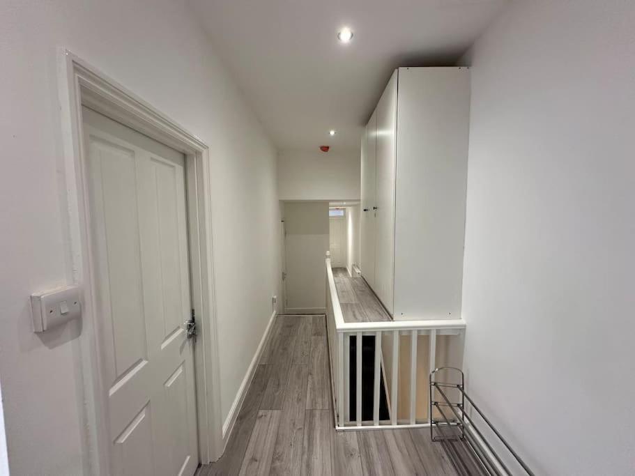 Апартаменти 3 Bed Hackney/Harringay Flat Лондон Екстер'єр фото
